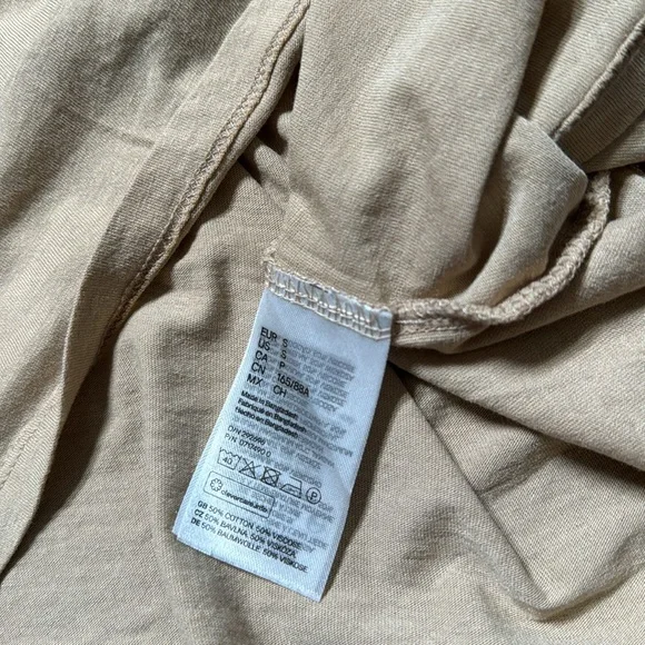 H&M basic tee - Picture 3 of 4